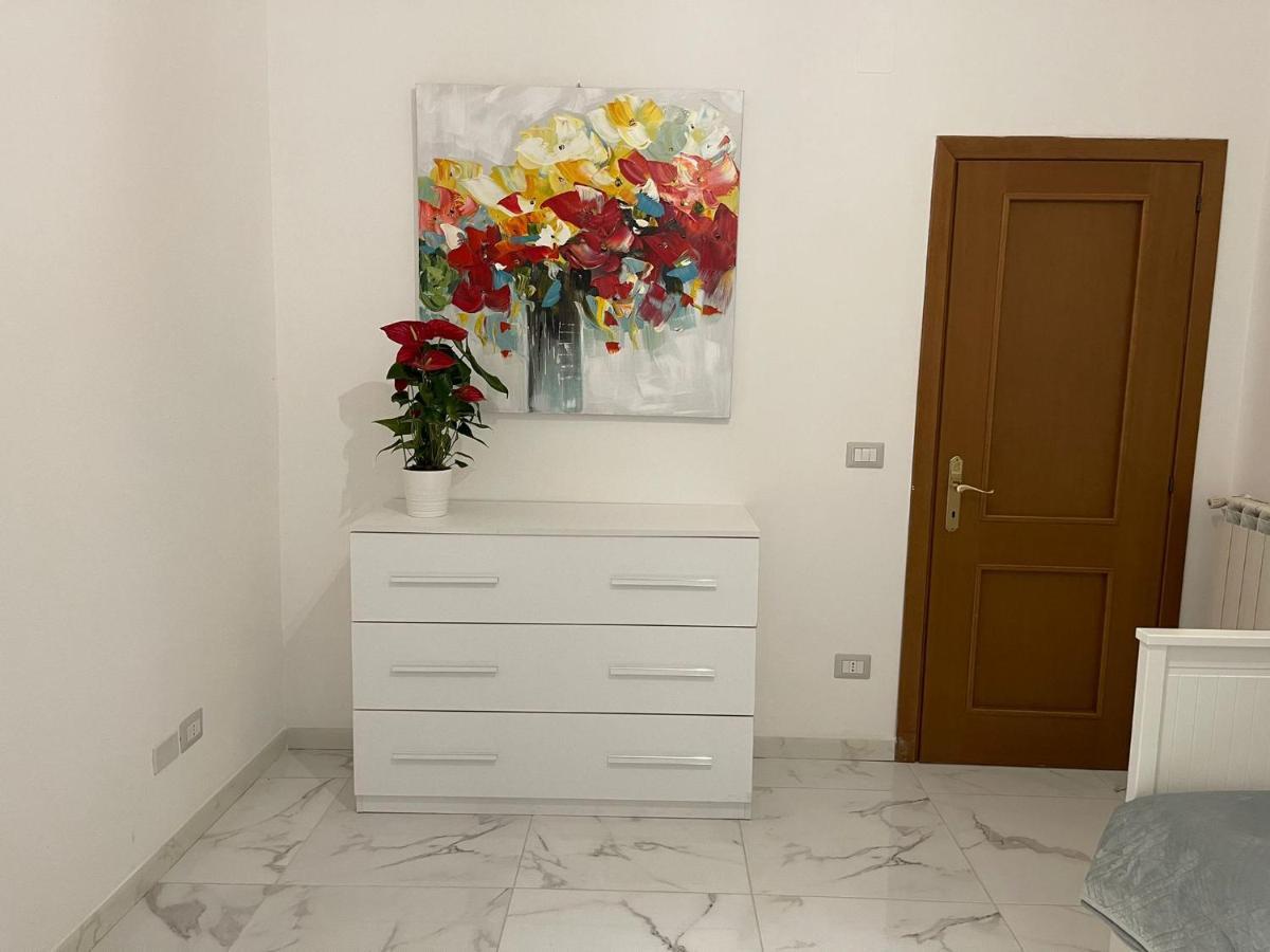 Flowers In רומא מראה חיצוני תמונה